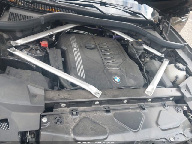 2022 BMW X5 5UXCR6C03N9K63621 Photo 9