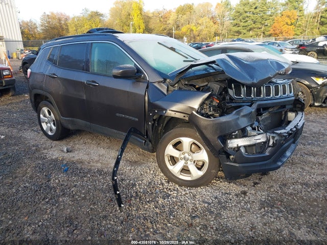 Продажа на аукционе авто 2018 Jeep Compass Latitude 4x4, vin: 3C4NJDBB8JT366401, номер лота: 43551076