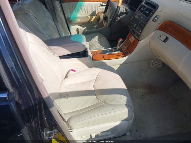 2001 LEXUS LS 430 JTHBN30F110030785 Photo 4