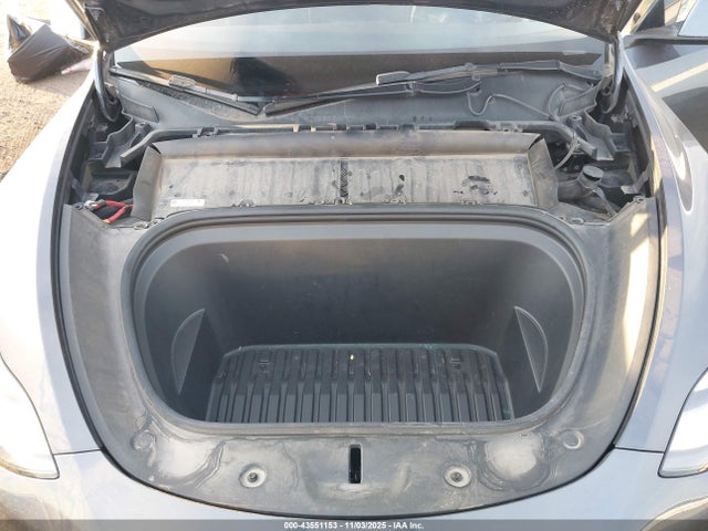 2021 TESLA MODEL Y 5YJYGDEE9MF253531 Photo 9