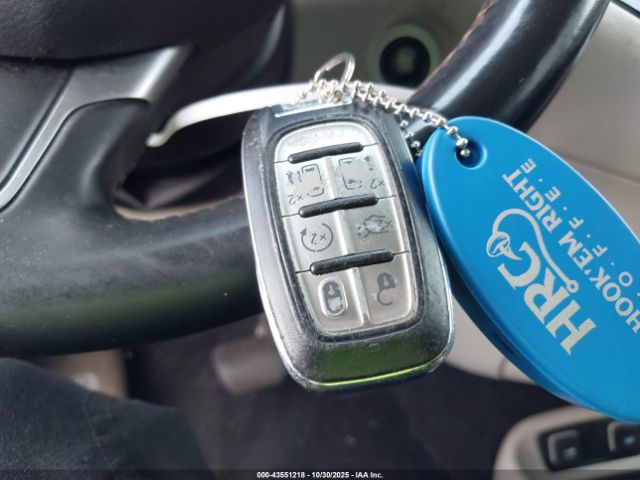 2017 CHRYSLER PACIFICA 2C4RC1BG8HR810010 Photo 10