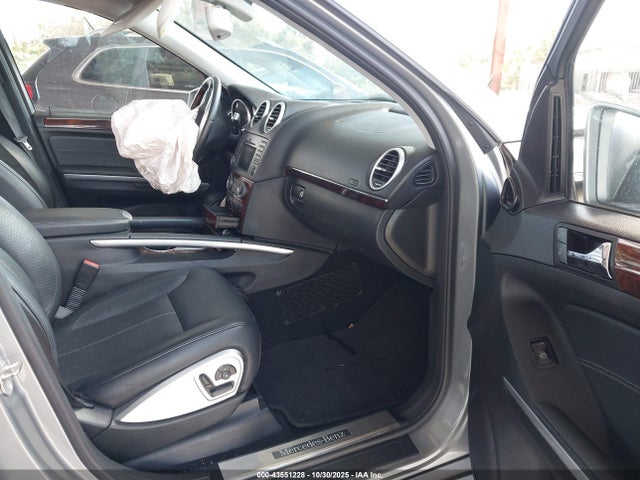 2011 MERCEDES-BENZ GL 550 4JGBF8GE2BA718276 Photo 4