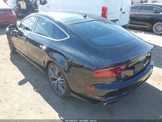 2016 AUDI A7 WAUWGAFC9GN019167 Photo 2