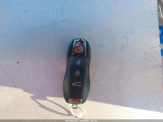 2018 PORSCHE MACAN WP1AA2A56JLB00027 Photo 10