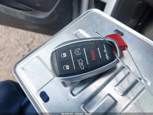 2018 ALFA ROMEO STELVIO ZASFAKBN6J7B80435 Photo 10