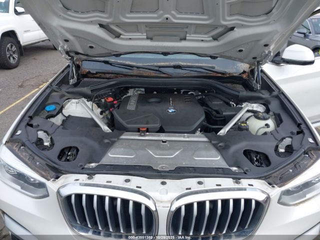 2018 BMW X3 5UXTR9C57JLC78393 Photo 9
