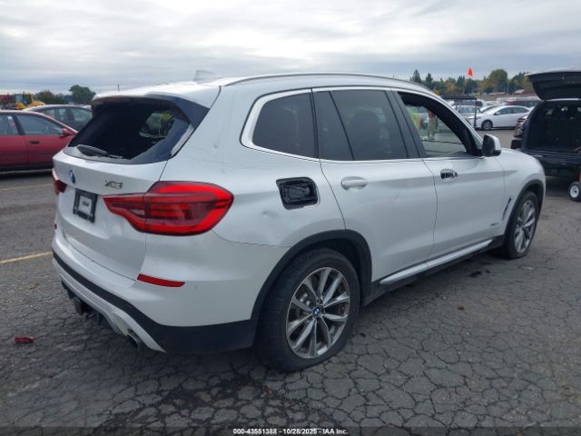 2018 BMW X3 5UXTR9C57JLC78393 Photo 3