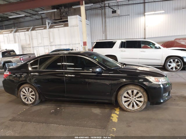 Honda Accord 2015 1HGCR3F93FA020452 Image 25