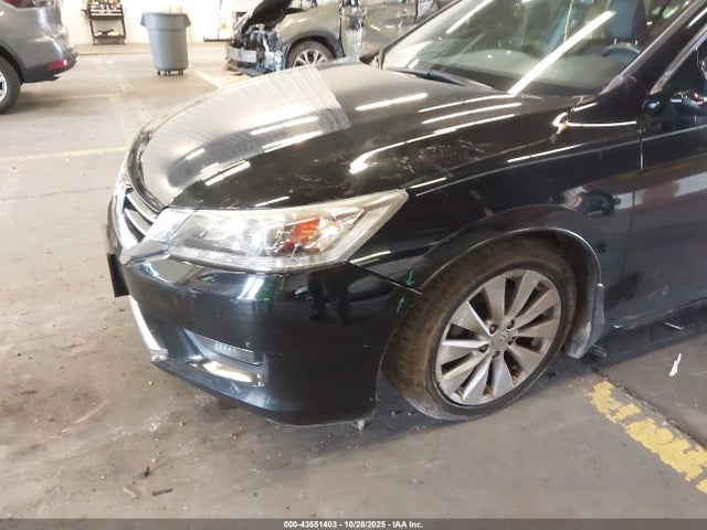 Honda Accord 2015 1HGCR3F93FA020452 Image 18