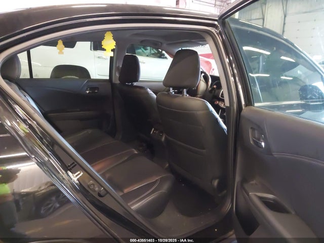 Honda Accord 2015 1HGCR3F93FA020452 Image 20