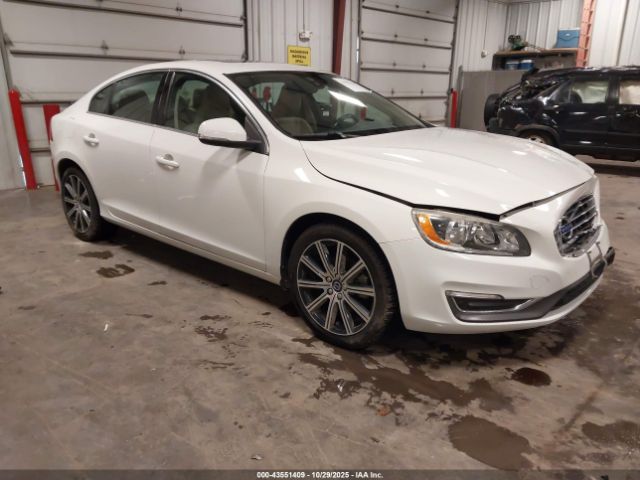 2016 VOLVO S60 INSCRIPTION LYV402FK6GB113597