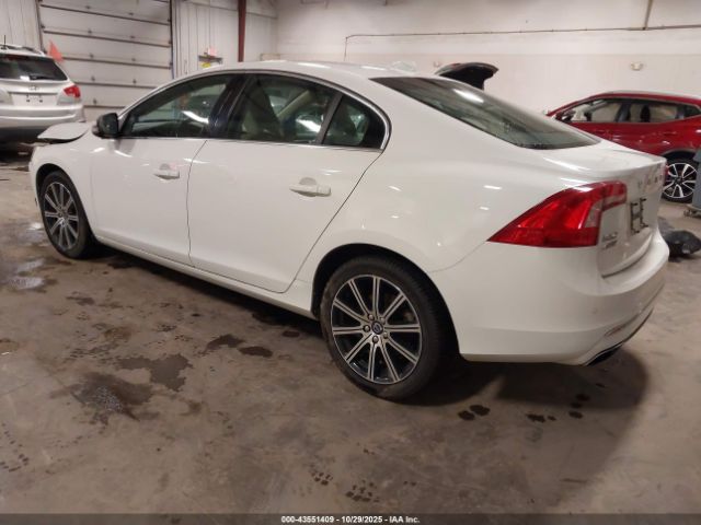 2016 VOLVO S60 INSCRIPTION LYV402FK6GB113597 Photo 2