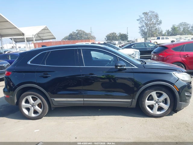 Lincoln Mkc Premiere 2018 5LMCJ1C99JUL21385 Image 13