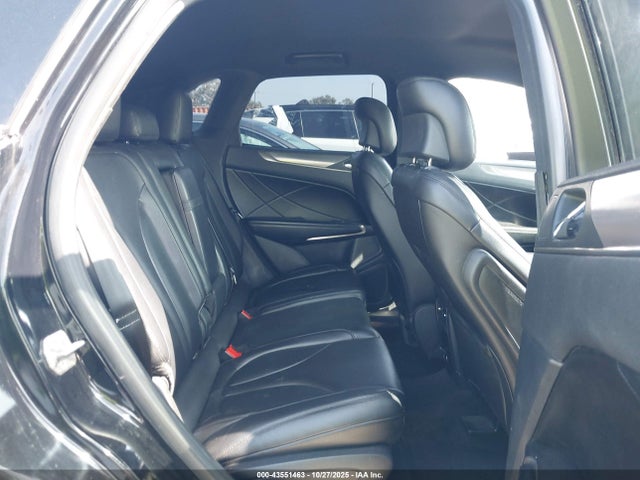 Lincoln Mkc Premiere 2018 5LMCJ1C99JUL21385 Image 8