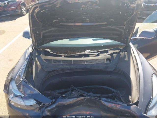 2019 TESLA MODEL 3 5YJ3E1EB7KF386323 Photo 9