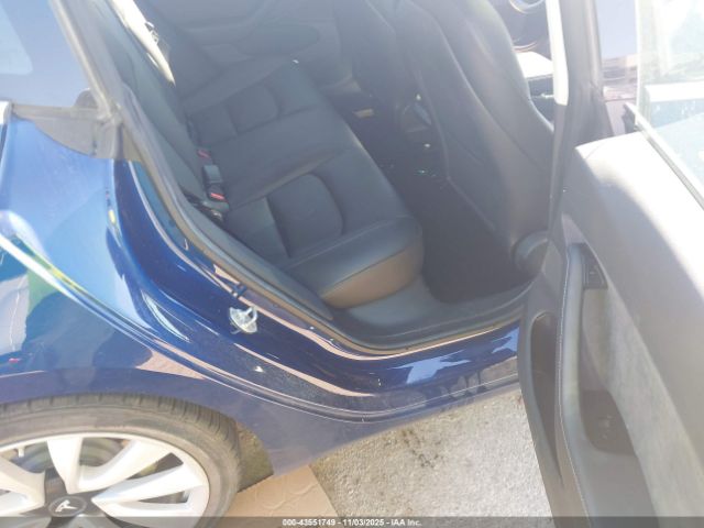 2019 TESLA MODEL 3 5YJ3E1EB2KF389954 Photo 7