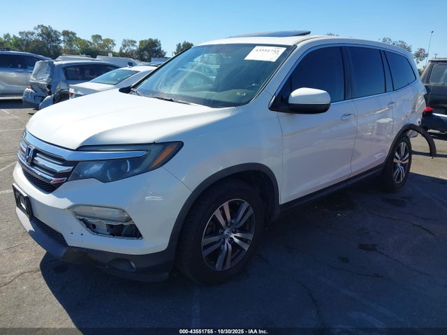 Honda j35y6 2018 5FNYF5H58JB019672 Image 2