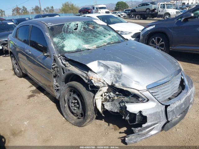 2014 CHRYSLER 200 1C3CCBAB8EN237320