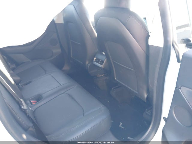 2022 TESLA MODEL Y 7SAYGDEE0NF506224 Photo 7