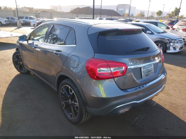 2018 MERCEDES-BENZ GLA 250 WDCTG4EB3JJ458079 Photo 2