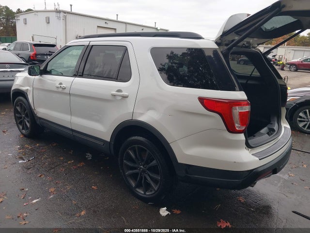 2018 FORD EXPLORER 1FM5K8D80JGC38319 Photo 2