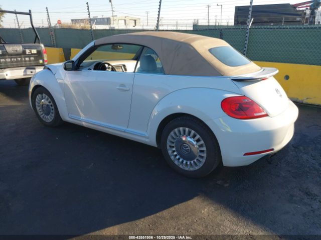 2014 VOLKSWAGEN BEETLE 3VW517AT3EM824046 Photo 2