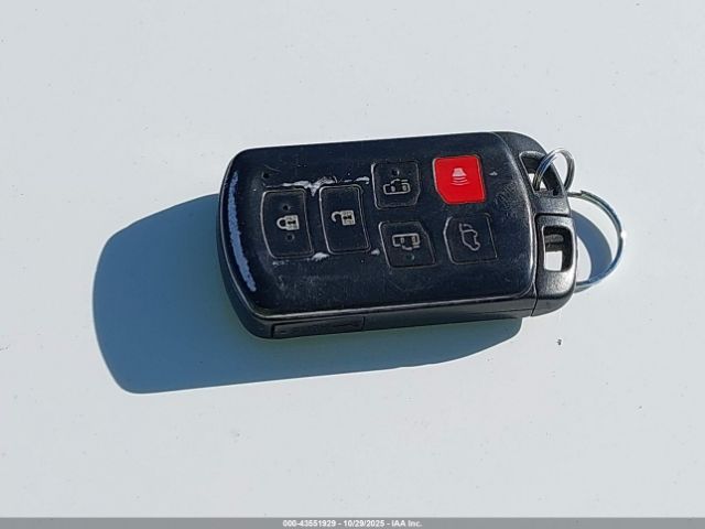 2015 TOYOTA SIENNA 5TDYK3DC8FS581112 Photo 10