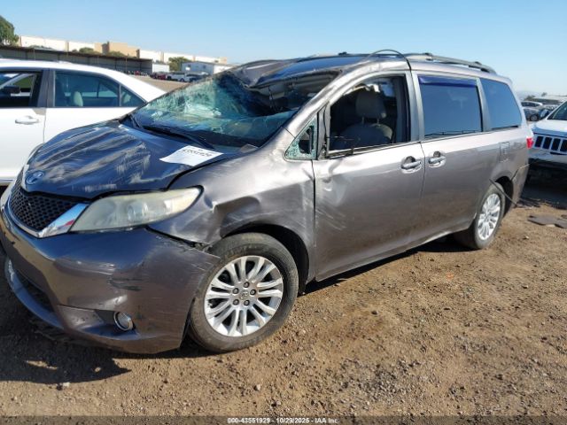 2015 TOYOTA SIENNA 5TDYK3DC8FS581112 Photo 1