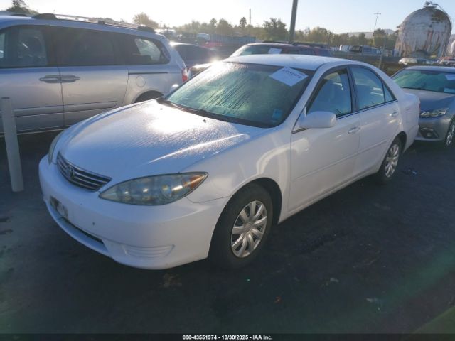 2005 TOYOTA CAMRY 4T1BE32K15U018447 Photo 1