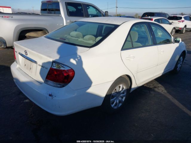 2005 TOYOTA CAMRY 4T1BE32K15U018447 Photo 3