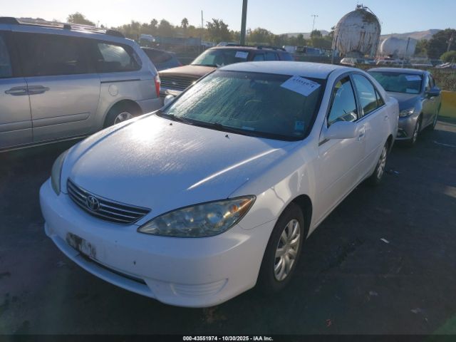 2005 TOYOTA CAMRY 4T1BE32K15U018447 Photo 5