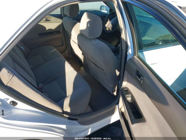 2005 TOYOTA CAMRY 4T1BE32K15U018447 Photo 7