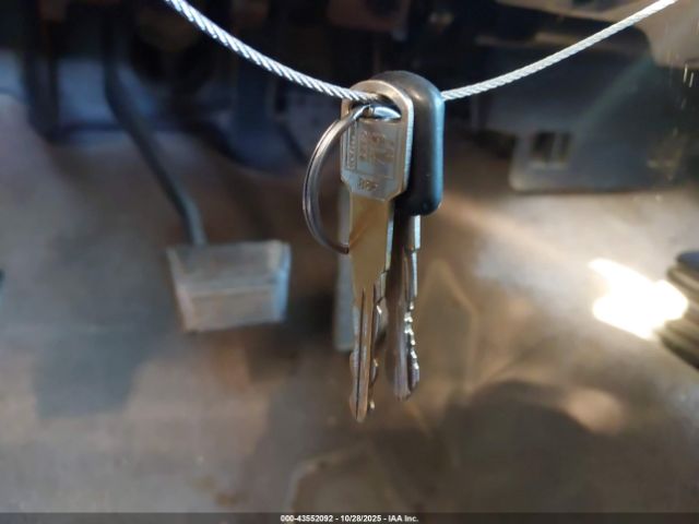 1997 GMC SIERRA 1500 1GTEC19M1VE524695 Photo 10