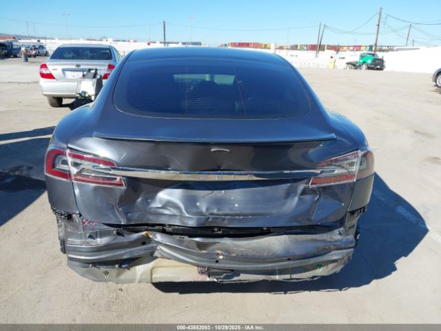 2019 TESLA MODEL S 5YJSA1E46KF313596 Photo 5
