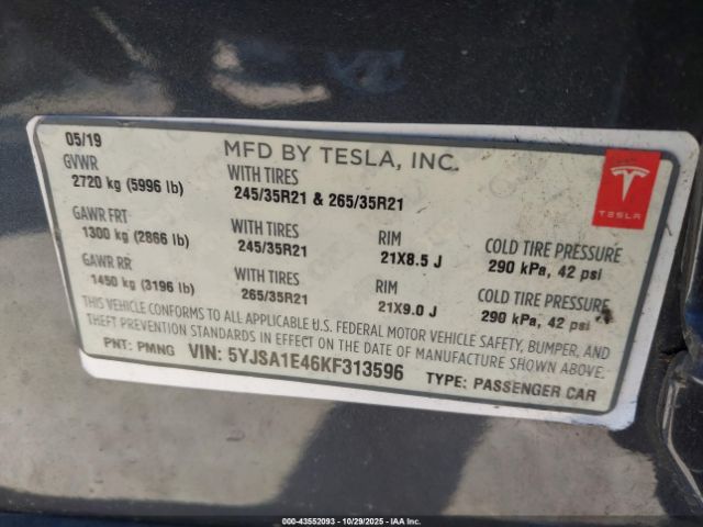 2019 TESLA MODEL S 5YJSA1E46KF313596 Photo 8