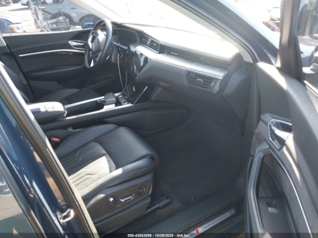2021 AUDI E-TRON SPORTBACK WA13AAGEXMB006460 Photo 4