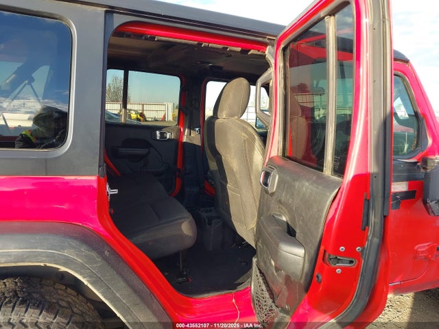 1C4HJXKN8MW813669 Jeep Wrangler Unlimited Sport Rhd 4x4