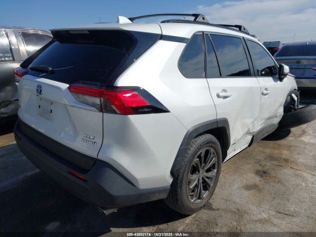 2024 TOYOTA RAV4 HYBRID JTMB6RFV7RD550381 Photo 3