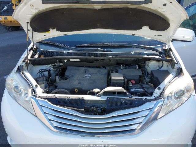 2014 TOYOTA SIENNA 5TDYK3DC2ES515993 Photo 9