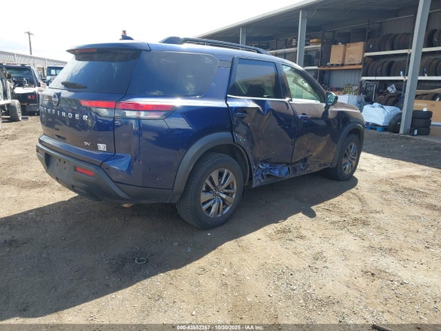 5N1DR3BA1NC228346 Nissan Pathfinder Sv 2wd