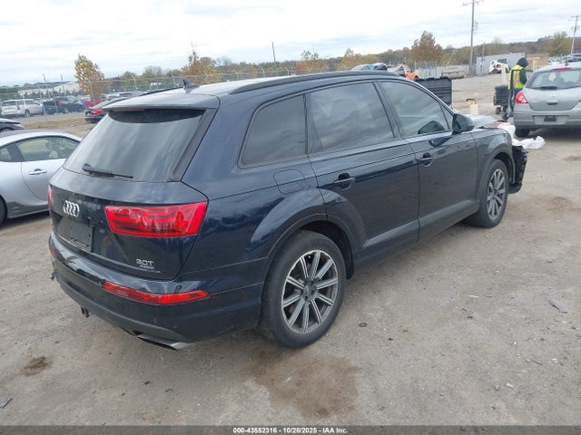 2017 AUDI Q7 WA1VAAF77HD000413 Photo 3