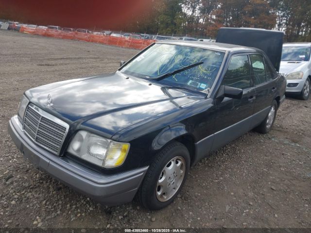 1995 MERCEDES-BENZ E WDBEA32E1SC165620 Photo 1