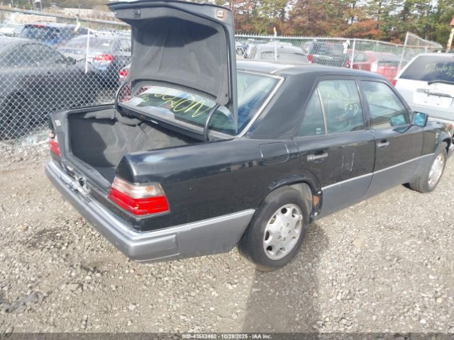 1995 MERCEDES-BENZ E WDBEA32E1SC165620 Photo 3