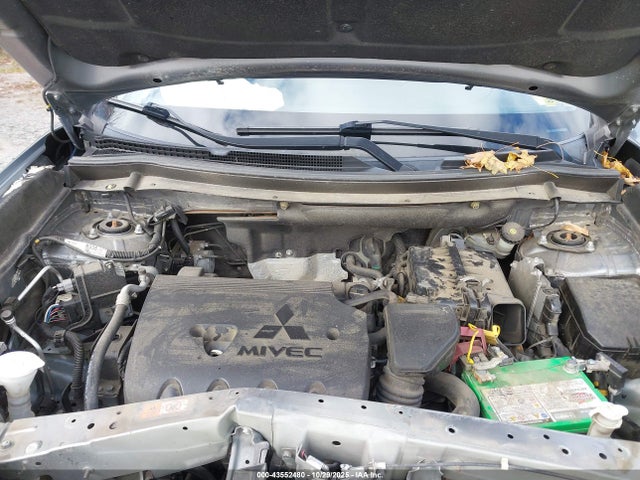 2018 MITSUBISHI OUTLANDER JA4AD3A39JZ044525 Photo 9