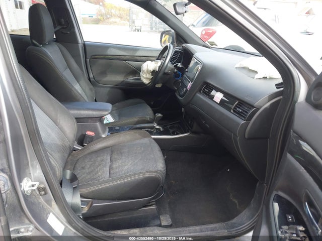 2018 MITSUBISHI OUTLANDER JA4AD3A39JZ044525 Photo 4