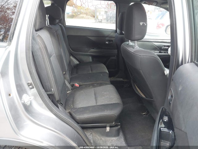 2018 MITSUBISHI OUTLANDER JA4AD3A39JZ044525 Photo 7