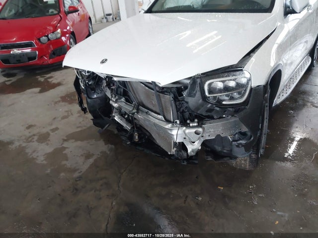 2022 MERCEDES-BENZ GLC 300 W1N0G8EB8NV330637 Photo 5