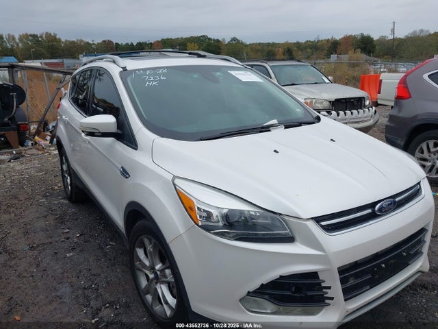 43552736 :رقم المزاد ، 1FMCU0J92DUA33865 vin ، 2013 Ford Escape Titanium مزاد بيع