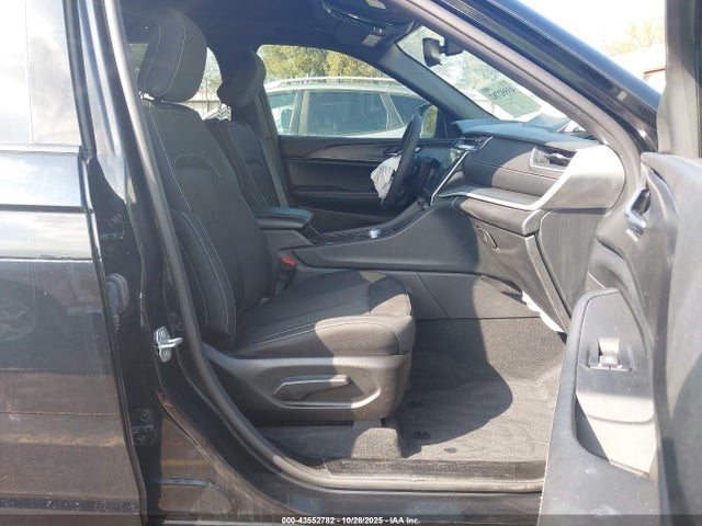 2024 JEEP GRAND CHEROKEE 1C4RJGAGXRC258854 Photo 4