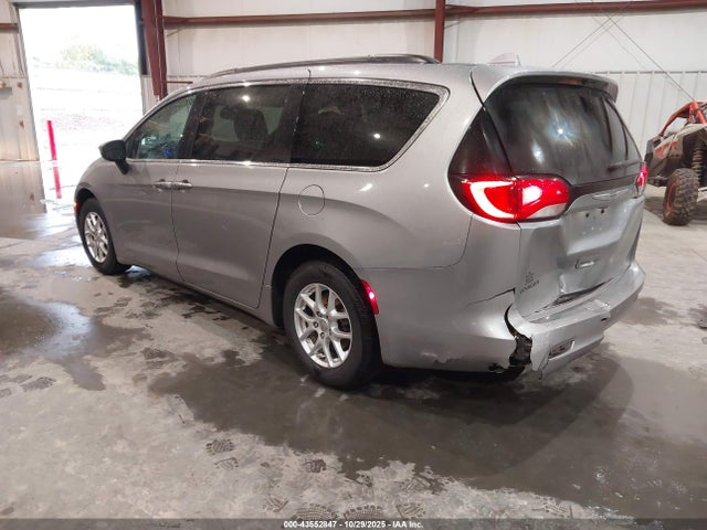 2020 CHRYSLER VOYAGER 2C4RC1DG3LR264755 Photo 2